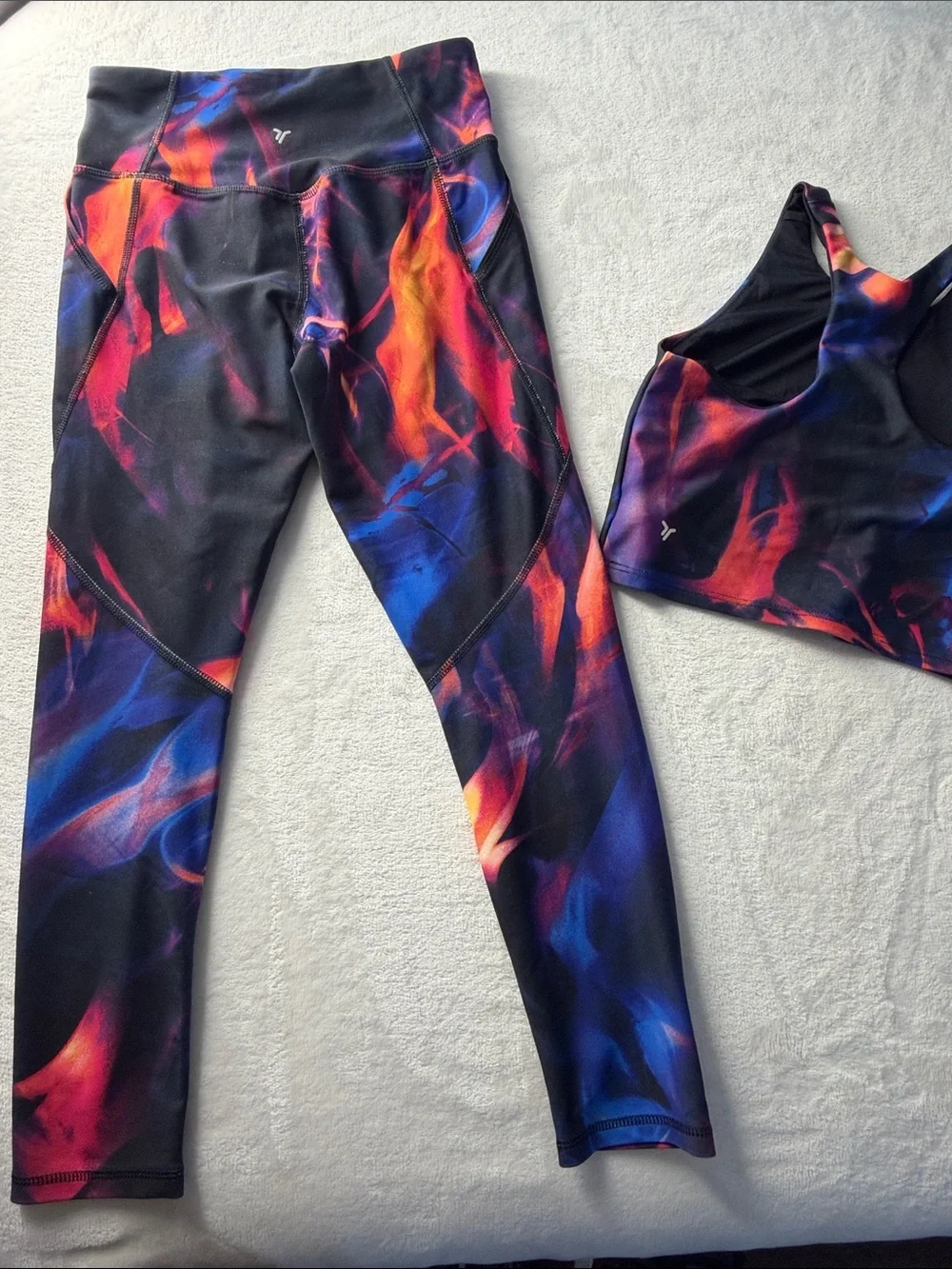 Old Navy Kids Active Set Leggings & Crop Top in Black, Blue, Red, Orange, Purple